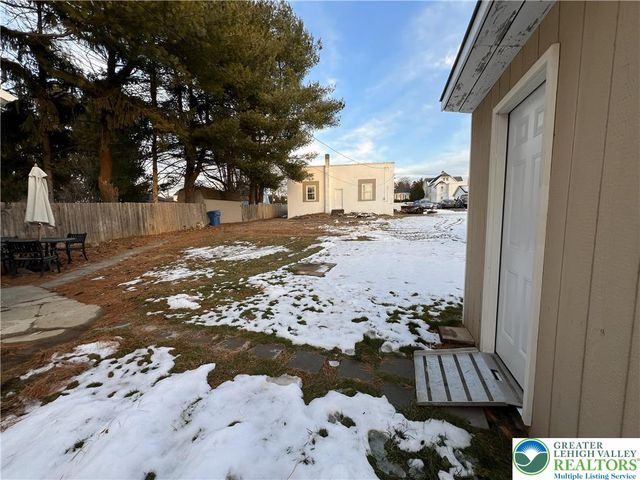 139 Main Street, Hellertown Boro, PA 18055