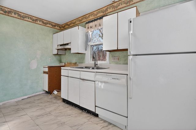 4836 Francisco Avenue, Downers Grove, IL 60515