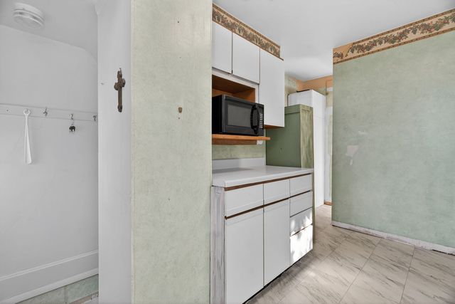 4836 Francisco Avenue, Downers Grove, IL 60515