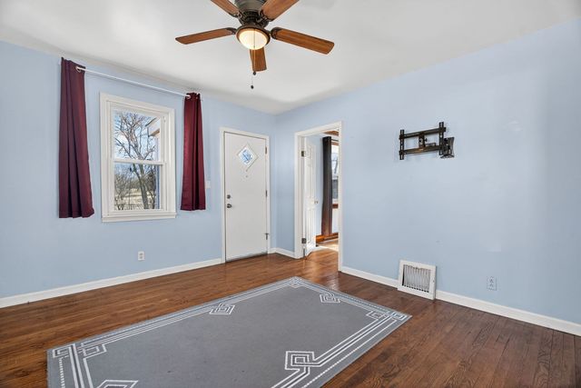 4836 Francisco Avenue, Downers Grove, IL 60515