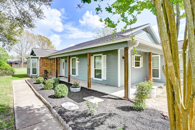 31031 Torrey Road, Waller, TX 77484