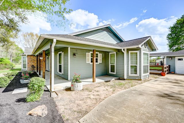 31031 Torrey Road, Waller, TX 77484