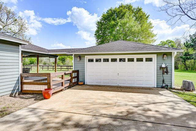 31031 Torrey Road, Waller, TX 77484