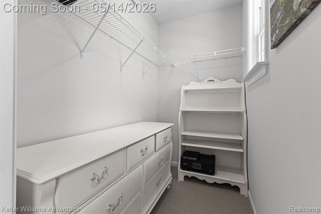836 Addison Circle, Walled Lake, MI 48390