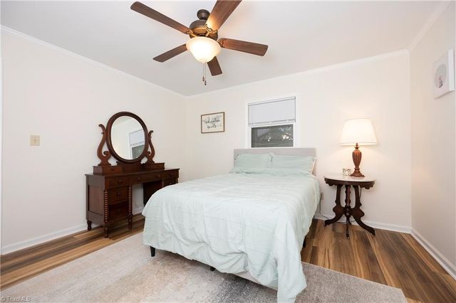 4320 Woodbourne Drive, Clemmons, NC 27012