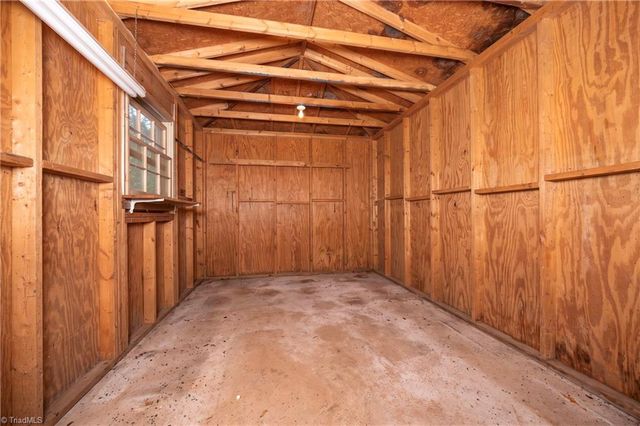 4320 Woodbourne Drive, Clemmons, NC 27012