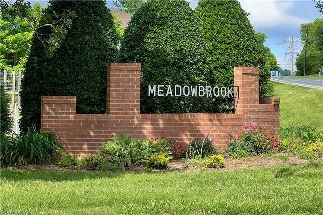 4320 Woodbourne Drive, Clemmons, NC 27012