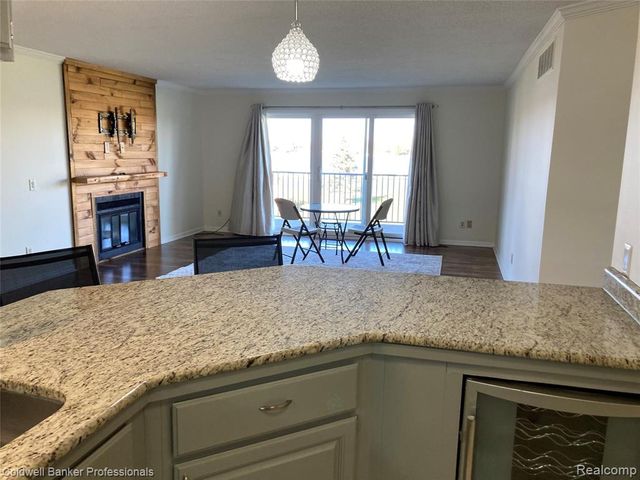 3436 Adams Shore Drive, Waterford, MI 48329