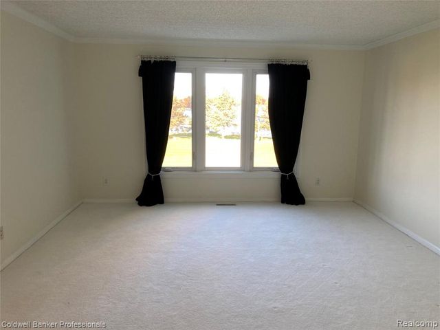 3436 Adams Shore Drive, Waterford, MI 48329