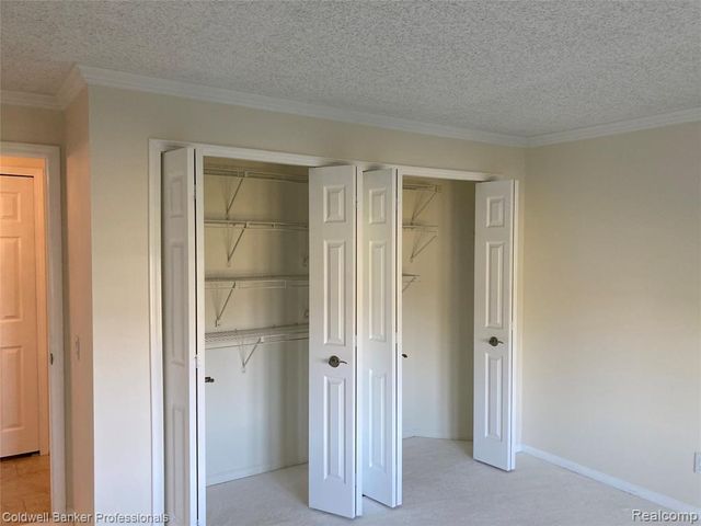 3436 Adams Shore Drive, Waterford, MI 48329