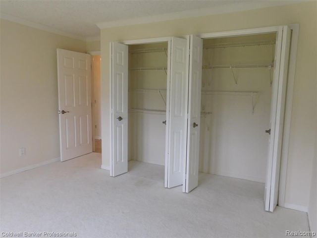 3436 Adams Shore Drive, Waterford, MI 48329