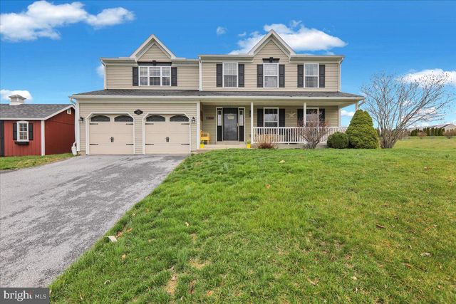 221 OVAL DR, Hamburg, PA 19526