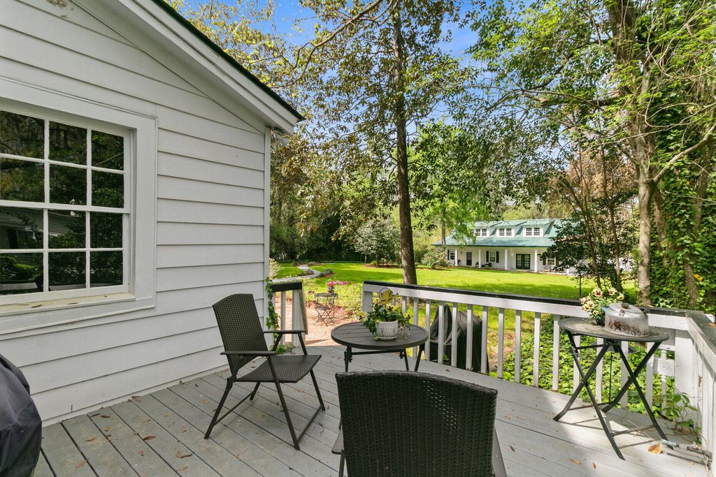 Image 45 of property listing at 516 Central Avenue, Summerville, SC 29483