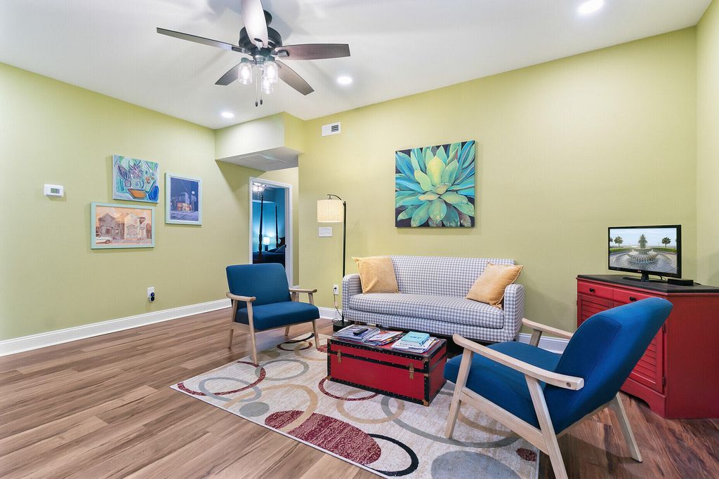 Image 52 of property listing at 516 Central Avenue, Summerville, SC 29483