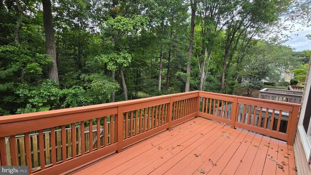 6638 GREENLEIGH LN, Alexandria, VA 22315