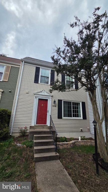 6638 GREENLEIGH LN, Alexandria, VA 22315