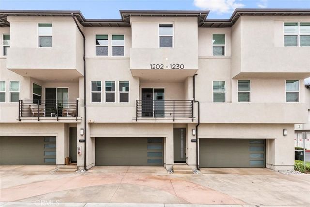 1206 W Cara, Anaheim, CA 92805