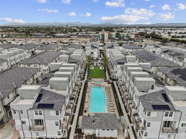 1206 W Cara, Anaheim, CA 92805