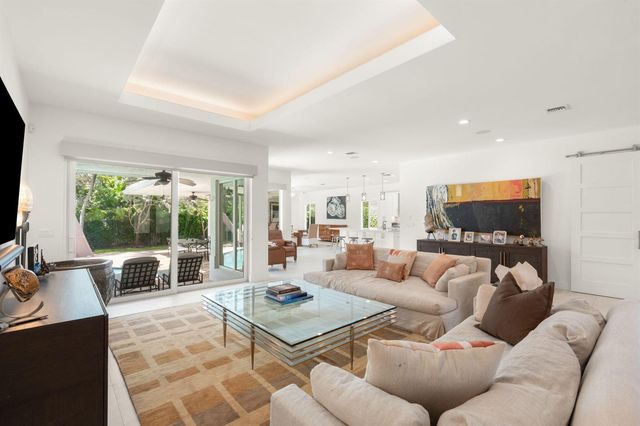 2517 NE 13TH Street, Fort Lauderdale, FL 33304