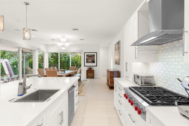 2517 NE 13TH Street, Fort Lauderdale, FL 33304
