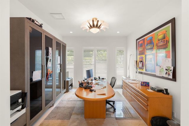 2517 NE 13TH Street, Fort Lauderdale, FL 33304