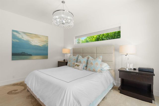 2517 NE 13TH Street, Fort Lauderdale, FL 33304