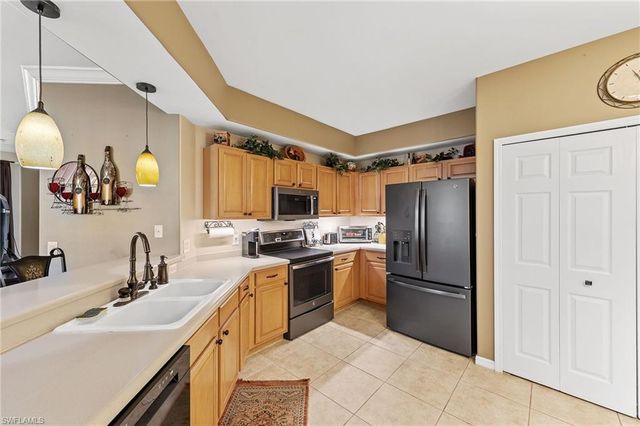 10109 Colonial Country Club BLVD # 2410, Fort Myers, FL 33913