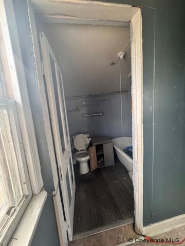 712 S PINE ST, Laramie, WY 82070