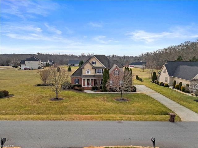 8082 Chilcutt Drive, Browns Summit, NC 27214