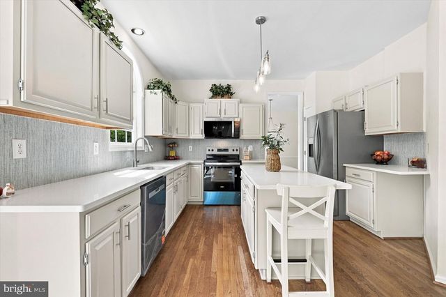 325 NONANTUM DR, Newark, DE 19711