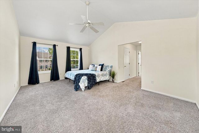325 NONANTUM DR, Newark, DE 19711