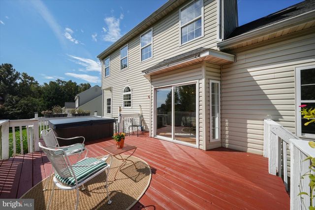 325 NONANTUM DR, Newark, DE 19711