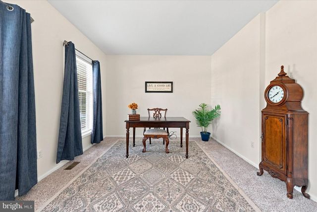 325 NONANTUM DR, Newark, DE 19711