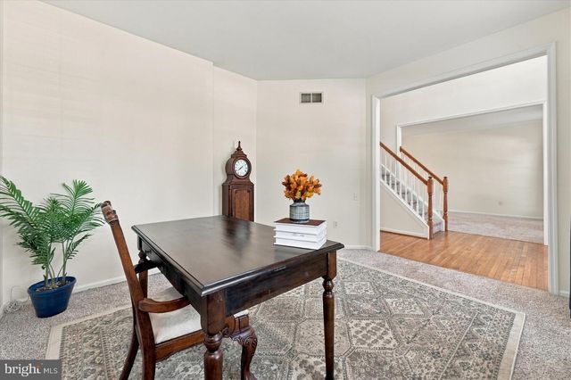 325 NONANTUM DR, Newark, DE 19711