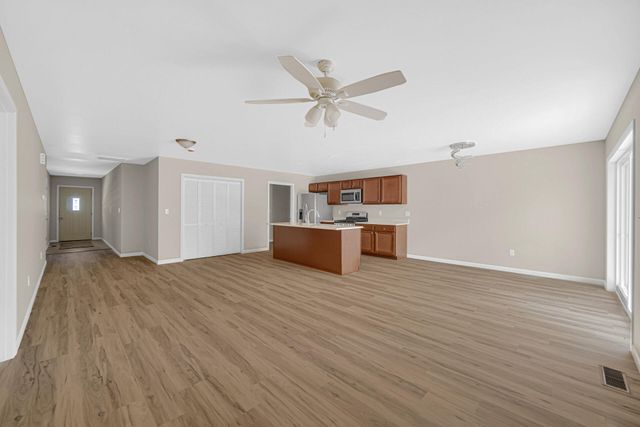 1528 S Woodland Avenue, Michigan City, IN 46360