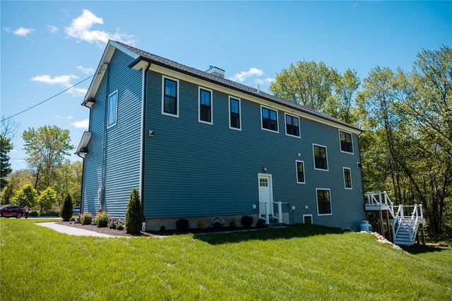 9 CHASE Lane, Lincoln, RI 02865