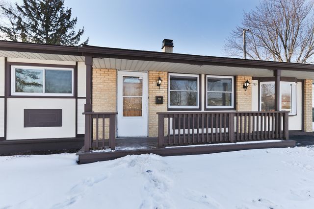 755 Cambridge Lane, Hoffman Estates, IL 60169