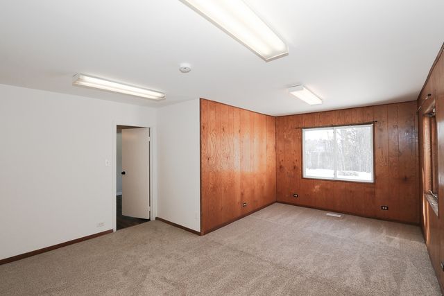 755 Cambridge Lane, Hoffman Estates, IL 60169