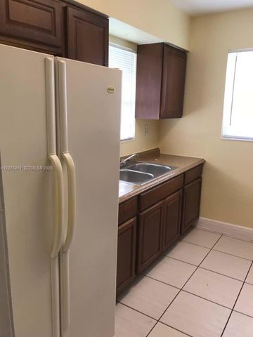 807 SW 5th Court back, Hallandale Beach, FL 33009