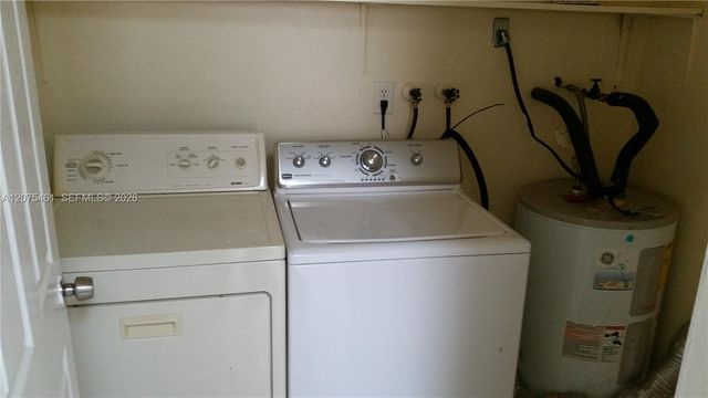 807 SW 5th Court back, Hallandale Beach, FL 33009