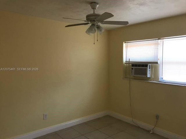 807 SW 5th Court back, Hallandale Beach, FL 33009