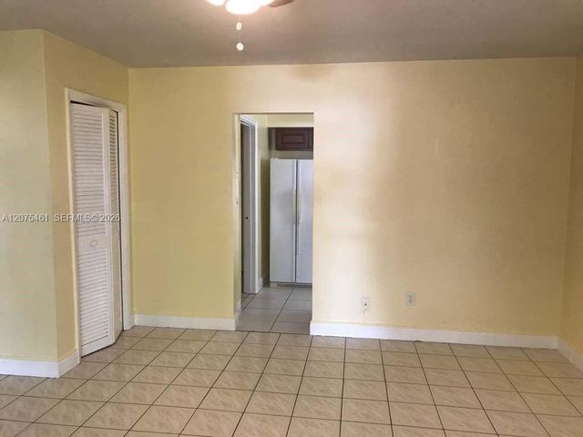 807 SW 5th Court back, Hallandale Beach, FL 33009