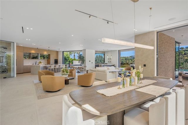 16988 Strawberry Drive, Encino, CA 91436