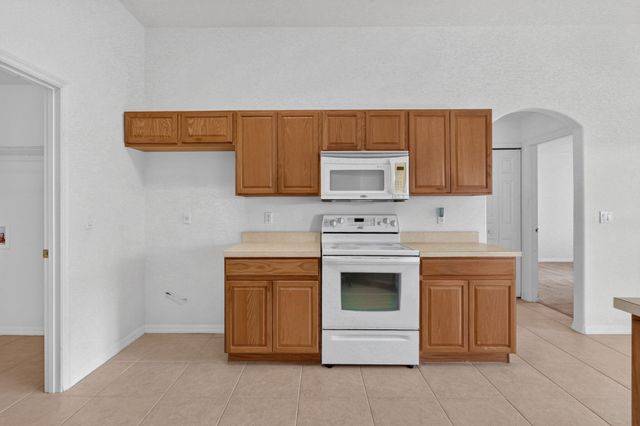 8253 Sand Pine Circle, Port St. Lucie, Port St Lucie, FL 34952