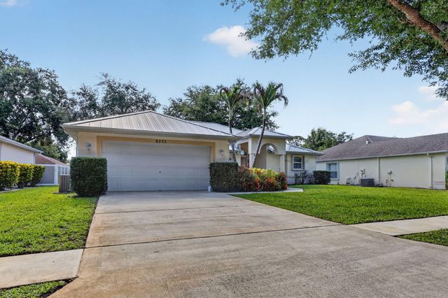 8253 Sand Pine Circle, Port St. Lucie, Port St Lucie, FL 34952