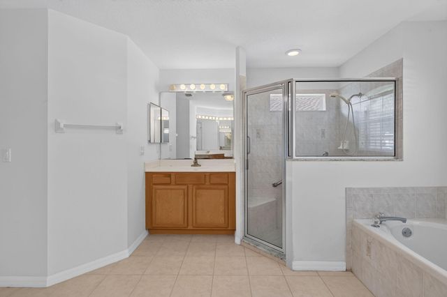 8253 Sand Pine Circle, Port St. Lucie, Port St Lucie, FL 34952
