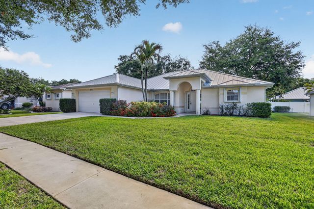 8253 Sand Pine Circle, Port St. Lucie, Port St Lucie, FL 34952