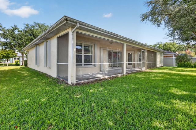 8253 Sand Pine Circle, Port St. Lucie, Port St Lucie, FL 34952