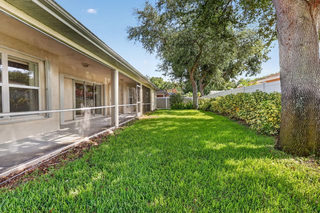 8253 Sand Pine Circle, Port St. Lucie, Port St Lucie, FL 34952