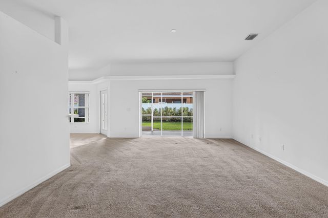 8253 Sand Pine Circle, Port St. Lucie, Port St Lucie, FL 34952